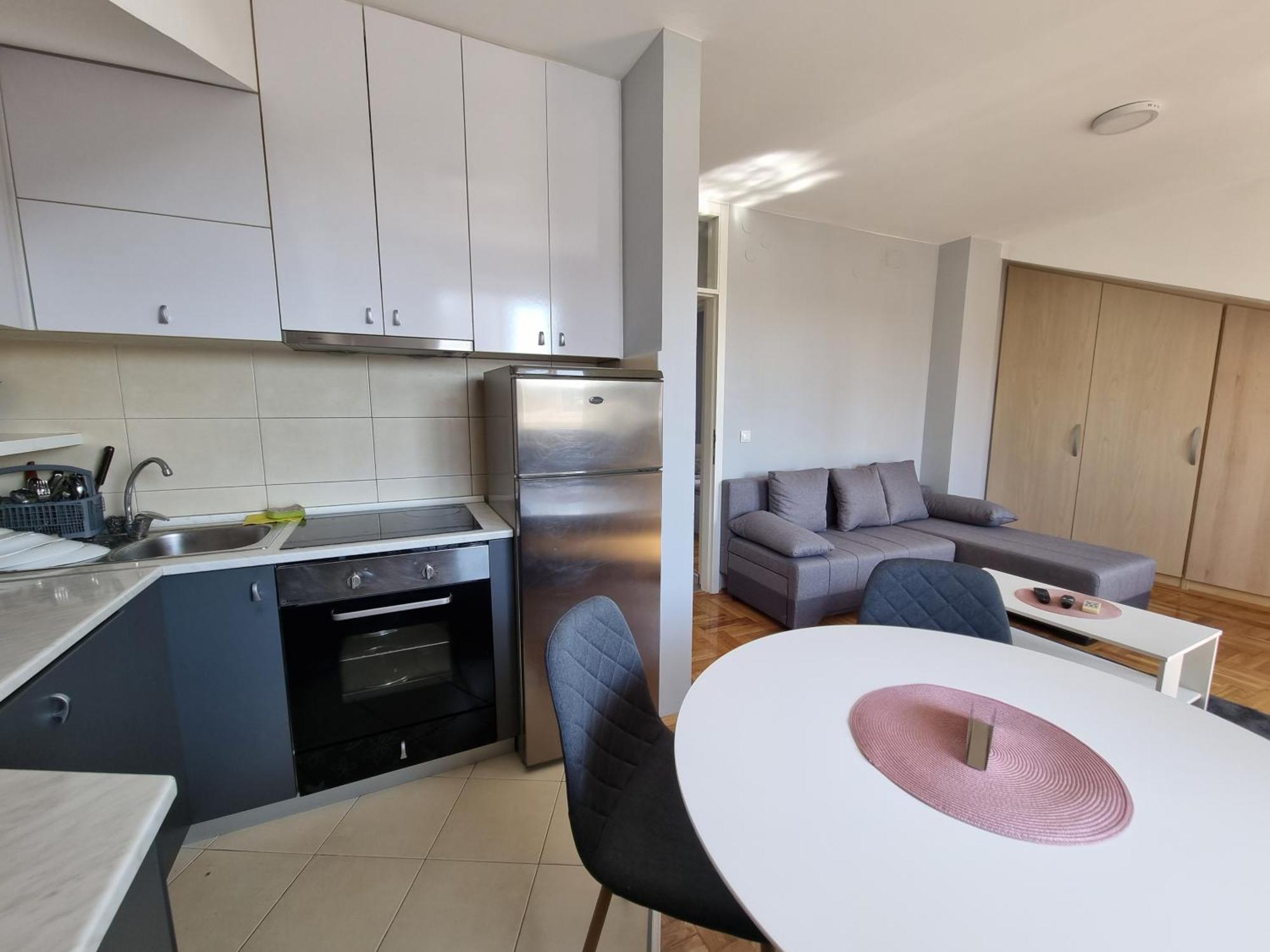 Likehome Life - Novi Sad Stevana Sremca Exterior foto